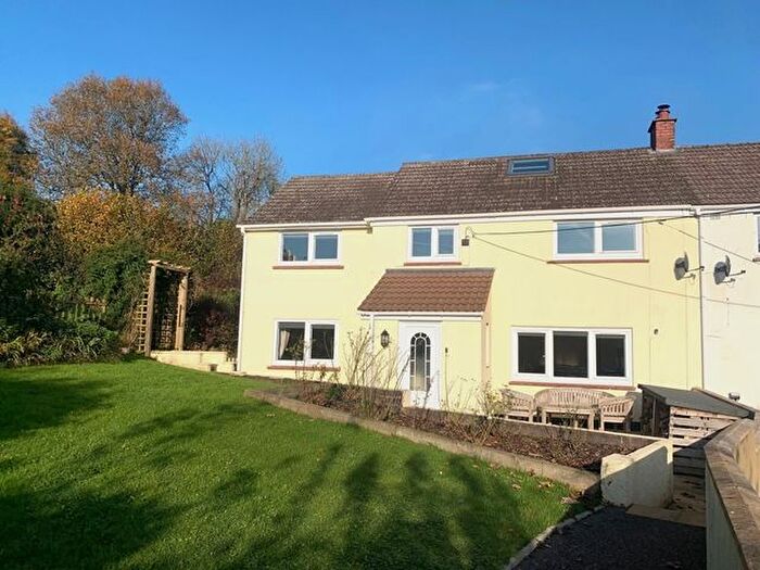 3 Bedroom Semi-Detached House For Sale In Whitefield, Wilmington, Honiton, EX14