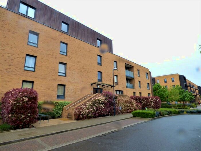 2 Bedroom Flat To Rent In Harris Lodge, Dowding Drive, Kidbrooke, SE9