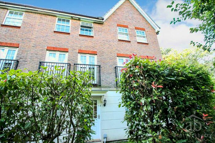 3 Bedroom Terraced House To Rent In Bartrum Lane, Kesgrave, Ipswich, IP5