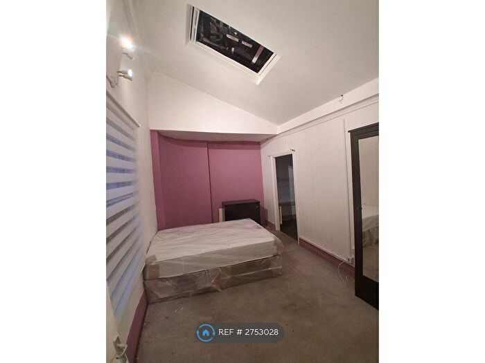 1 Bedroom Flat To Rent In Tulse Hill, London, SW2