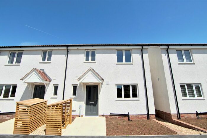 3 Bedroom Semi-Detached House To Rent In Severn Road, Hallen, Bristol, BS10