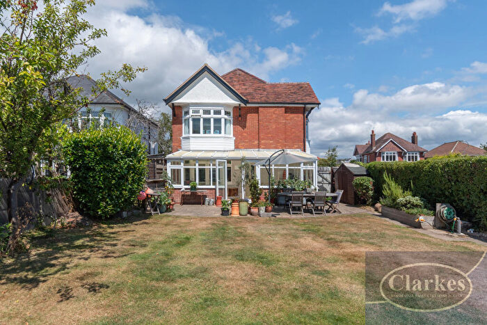4 Bedroom Detached House For Sale In Fernside Road, Talbot Park, Bournemouth, BH9