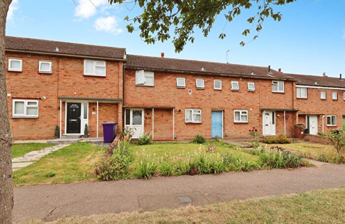 3 Bedroom Terraced House For Sale In Westmill Road, Hitchin, SG5