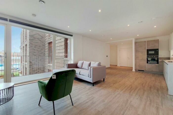 2 Bedroom Apartment To Rent In Fresh Wharf Road, Barking, Essex, IG11