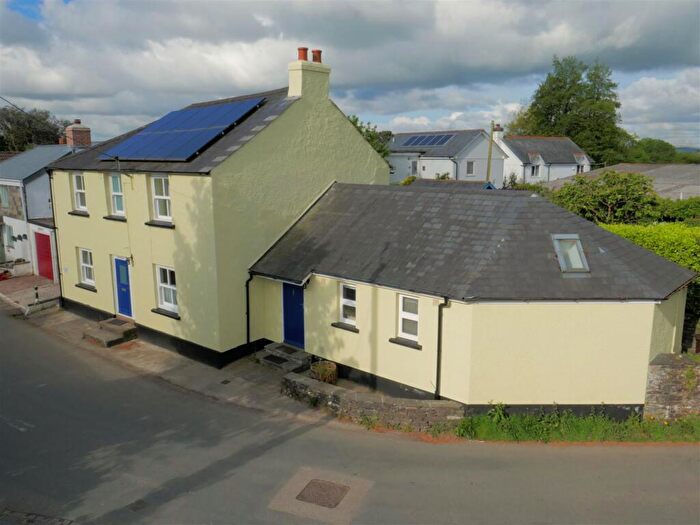 4 Bedroom Detached House For Sale In Lewannick, Launceston, PL15