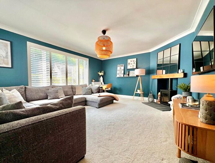 5 Bedroom Detached House To Rent In Willow Court, Pool In Wharfedale, Otley, West Yorkshire, LS21