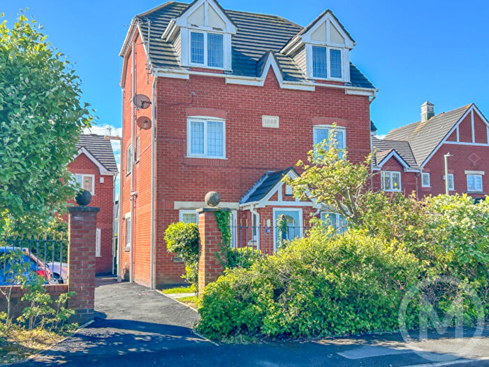 1 Bedroom Apartment For Sale In Chiddlingford Court, Somerset Avenue, Blackpool, FY1