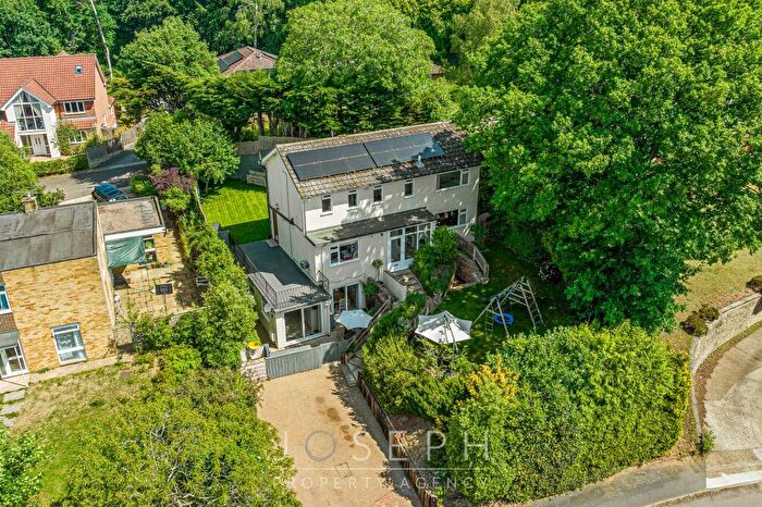 4 Bedroom Detached House For Sale In Brackenbury Close, Ipswich, IP1