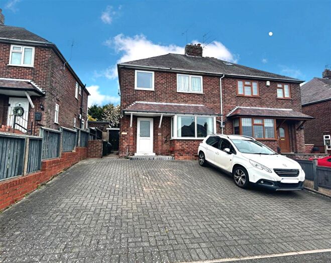 3 Bedroom Semi Detached House For Sale In Whitehouse Rise, Belper, DE56
