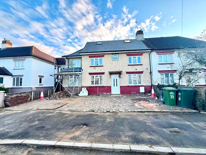 6 Bedroom Semi Detached House To Rent In Worple Avenue, Staines-Upon-Thames, TW18