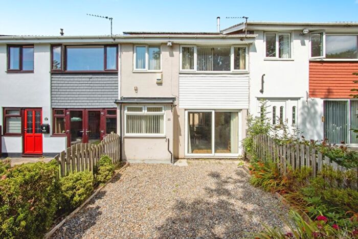 3 Bedroom Terraced House For Sale In Garland Drive, Leeds, West Yorkshire, LS15