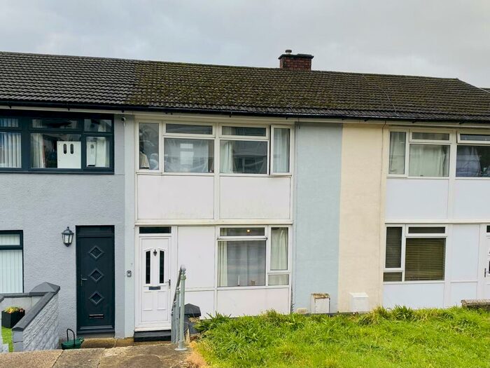 3 Bedroom House To Rent In Glan Yr Ystrad, Johnstown, SA31