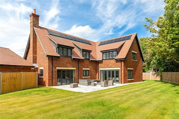 4 Bedroom Detached House For Sale In Whitecroft Road, Meldreth, SG8