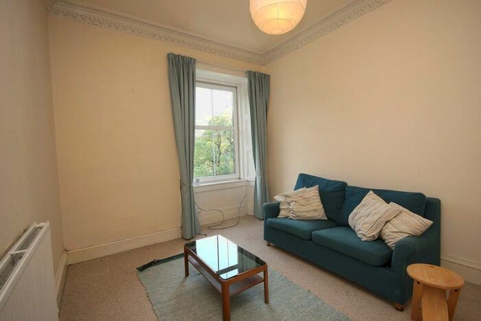 2 Bedroom Flat To Rent In Dalry Road, Edinburgh, EH11