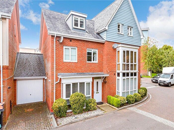 4 Bedroom Semi-Detached House For Sale In Goodworth Road, Redhill, Surrey, RH1