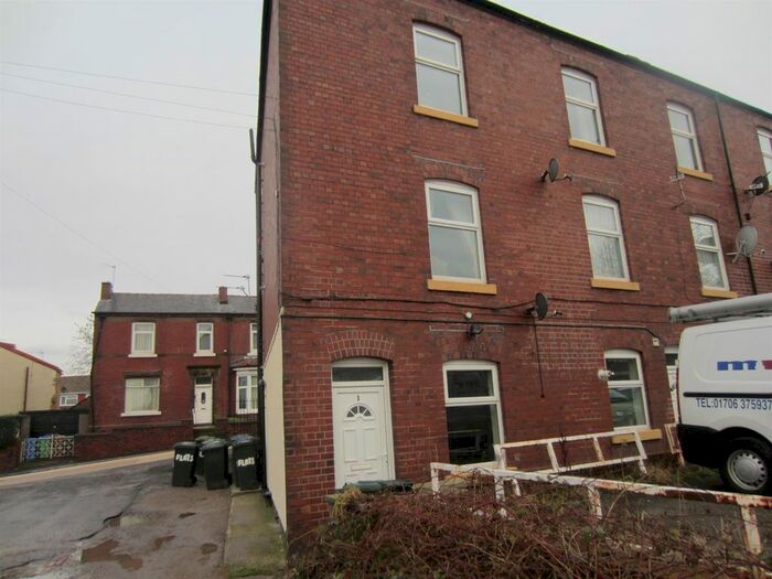 2 Bedroom Flat To Rent In Excelsior Terrace, Littleborough, OL15
