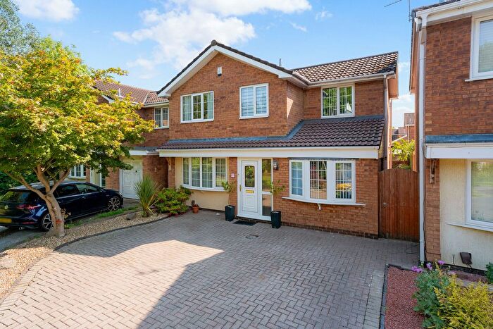 3 Bedroom Detached House For Sale In St. Bridgets Close, Fearnhead, WA2