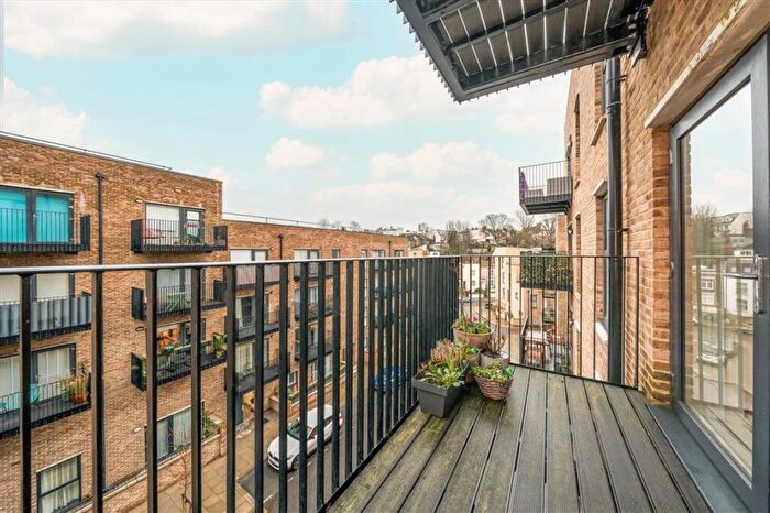 1 Bedroom Flat For Sale In Rolfe Terrace, Woolwich, SE18