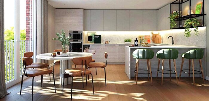 2 Bedroom Flat For Sale In Bowline House, Bowline, E14