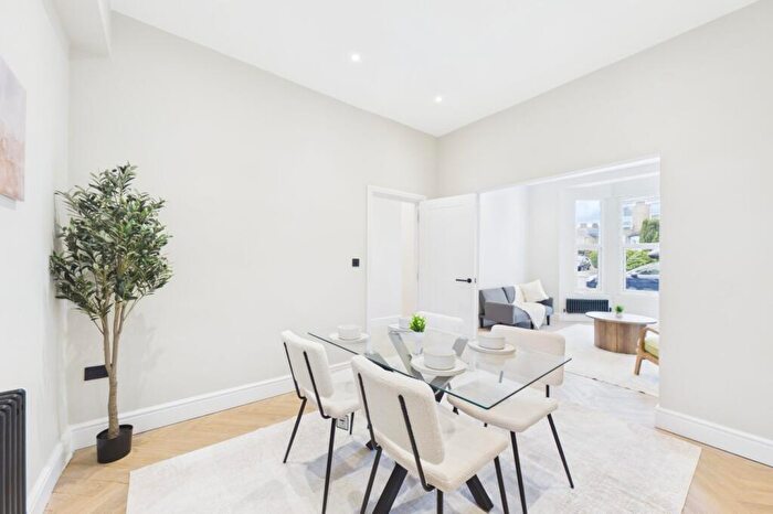 5 Bedroom Terraced House For Sale In Fairlawn Park, London, SE26