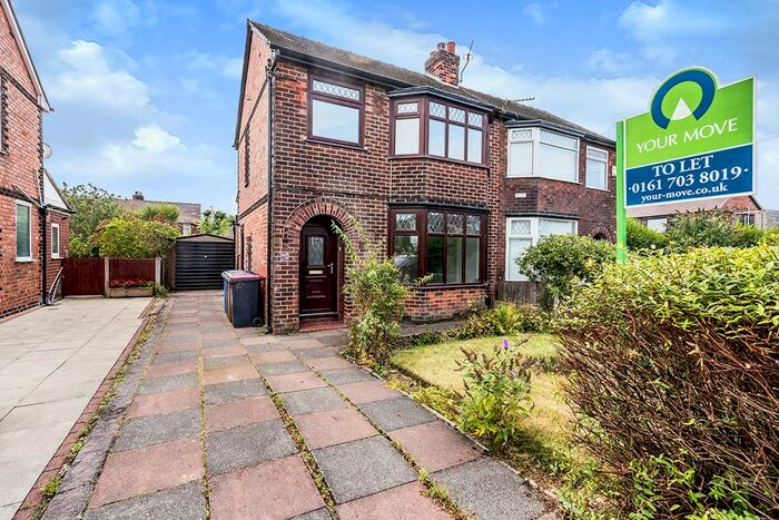 3 Bedroom Semi-Detached House To Rent In Shalbourne Road, Worsley, Manchester, Greater Manchester, M28
