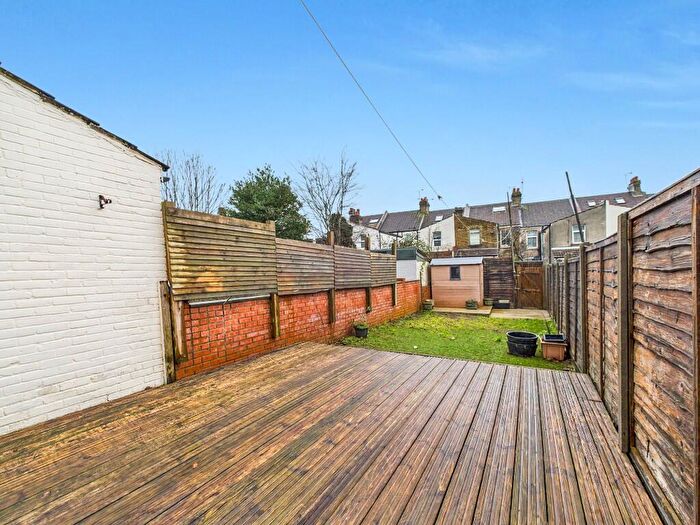 3 Bedroom Terraced House To Rent In Kimberley Road, Gillingham, Kent, ME7