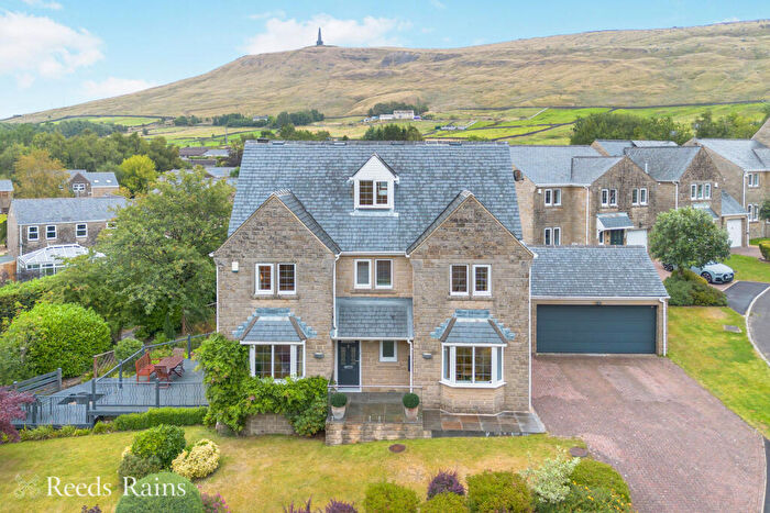 5 Bedroom Detached House For Sale In Rossendale View, Todmorden, West Yorkshire, OL14