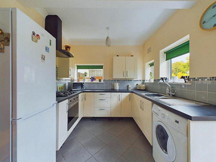 2 Bedroom Flat For Sale In Dover Road, West Worthing, West Sussex, BN11