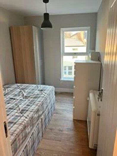 3 Bedroom Flat To Rent In Cheltenham Road, Bristol, BS6