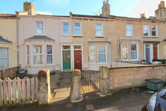 5 Bedroom House To Rent In Lorne Road, BA2