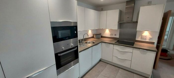 2 Bedroom Apartment To Rent In Davaar House, Cardiff, CF11