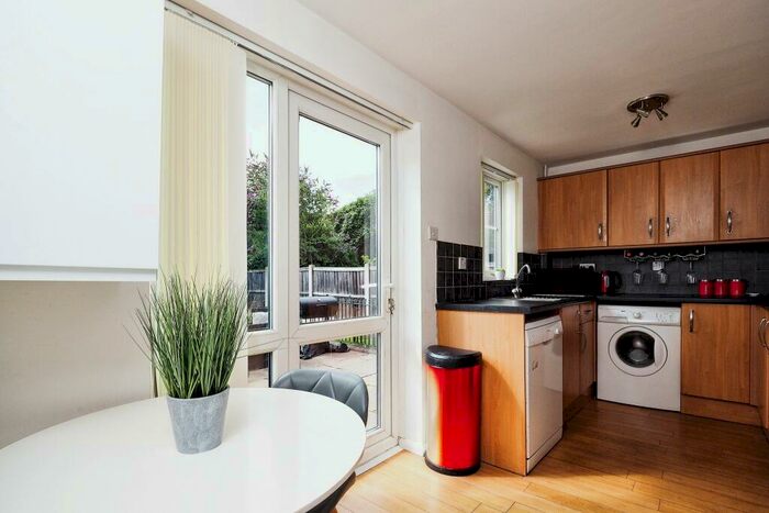 3 Bedroom Town House For Sale In Eltham Road, West Bridgford, Nottingham, Nottinghamshire, NG2