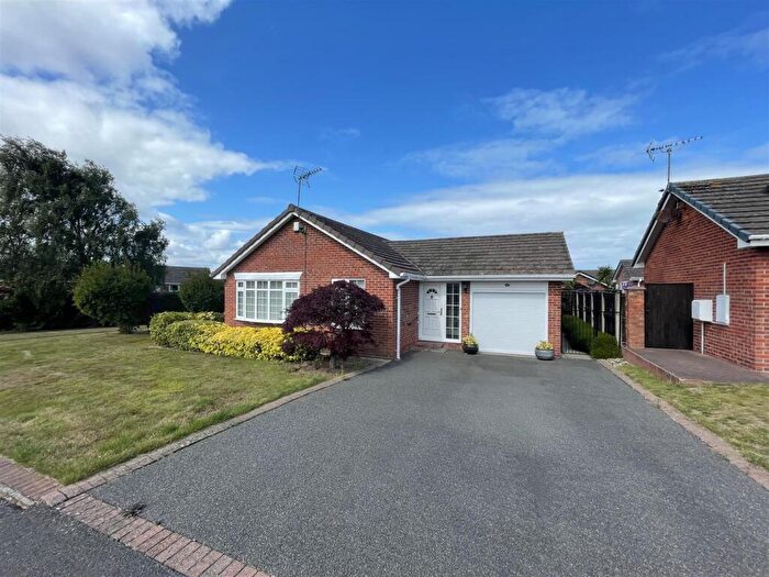 3 Bedroom Detached Bungalow For Sale In Thorns Drive, Greasby, Wirral, CH49