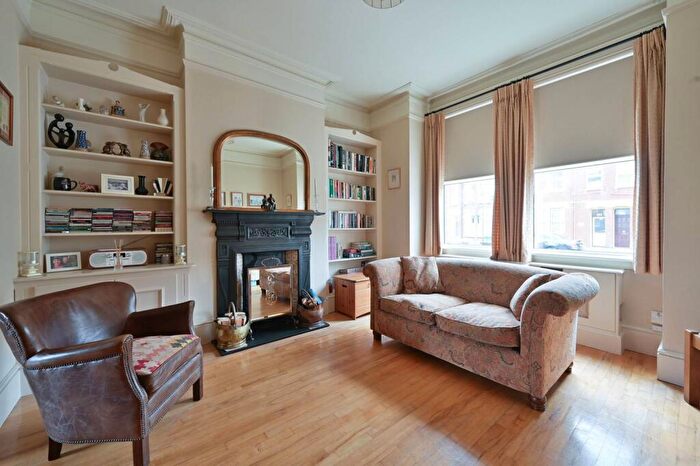 3 Bedroom Terraced House For Sale In Roxborough Road, Harrow, HA1