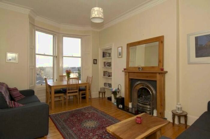 2 Bedroom Flat To Rent In Eyre Place, Edinburgh, EH3