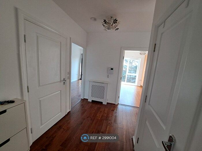 2 Bedroom Flat To Rent In Sterling Road, Bexleyheath, DA7