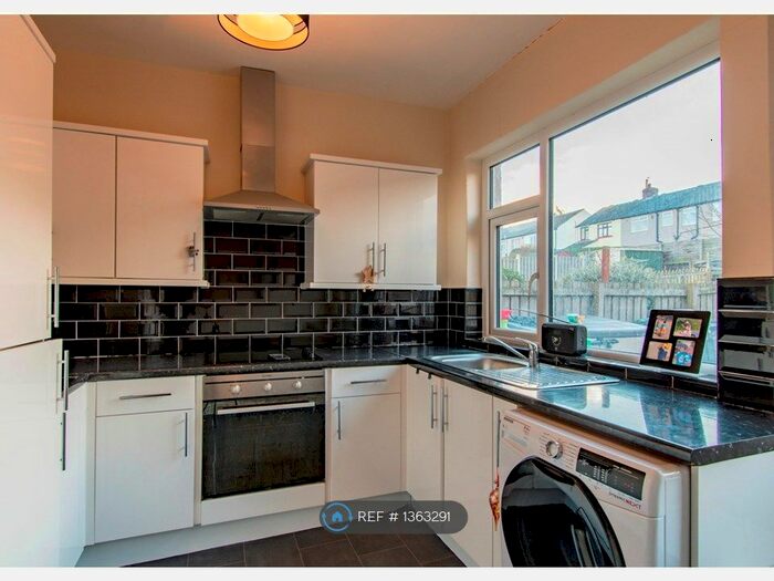 3 Bedroom Terraced House To Rent In John Ward Street, Sheffield, S13