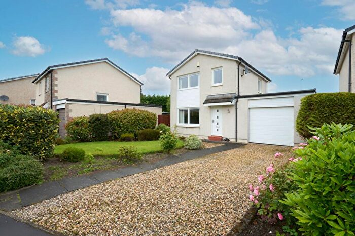 3 Bedroom Detached House For Sale In Dunrobin Avenue, Stenhousemuir, Larbert, FK5