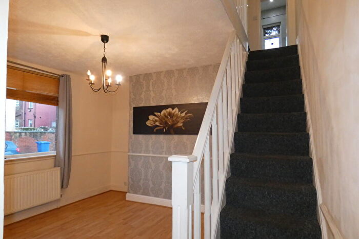 3 Bedroom End Of Terrace House To Rent In New Barton Street, M6