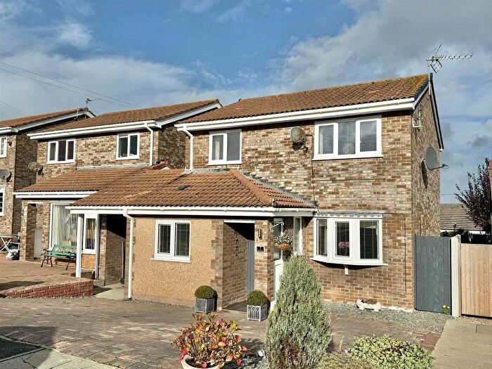 3 Bedroom Property For Sale In Erw Goch, Abergele, LL22