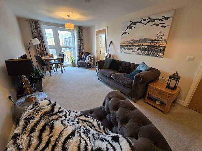 1 Bedroom Apartment To Rent In Modern One-Bedroom Apartment With Stunning Views – Plas Elyrch, NP7