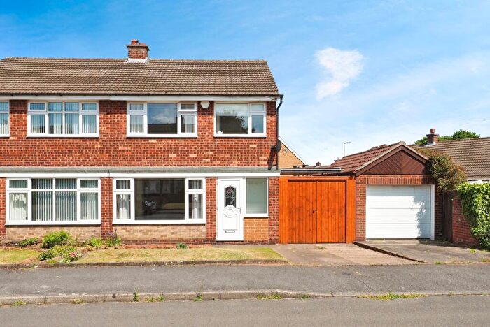 3 Bedroom Semi Detached House For Sale In St. Johns Crescent, Hucknall, Nottingham, Nottinghamshire, NG15
