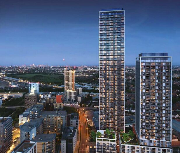 2 Bedroom Flat To Rent In One West Point, North Acton, London, W3