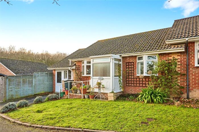 2 Bedroom Bungalow For Sale In Nelson Drive, Cowes, PO31