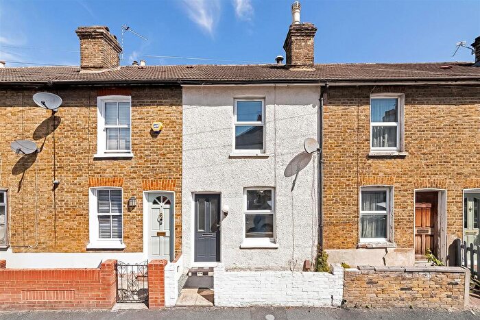 2 Bedroom Terraced House To Rent In Eland Road, Croydon, CR0