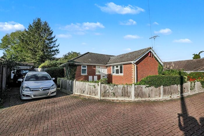 2 Bedroom Bungalow For Sale In The Close, Cockering Road, Canterbury, CT1