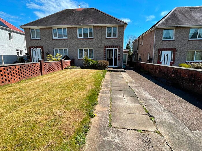 3 Bedroom Semi-Detached House For Sale In Brynteg, Clydach, Swansea, SA6