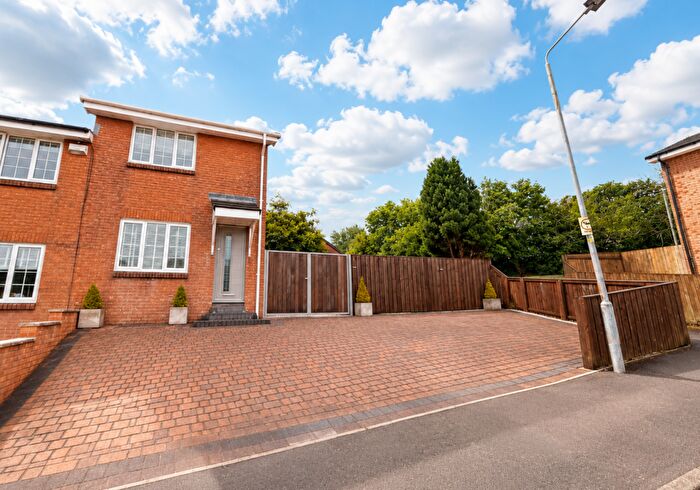 2 Bedroom Semi-Detached House To Rent In Kirkstone Close, East Kilbride, G75