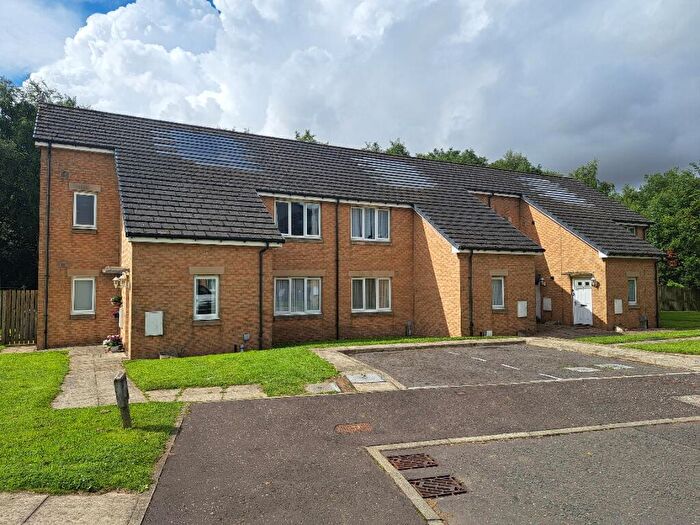 2 Bedroom Flat To Rent In Maude Close, Kirkliston, Edinburgh, EH29