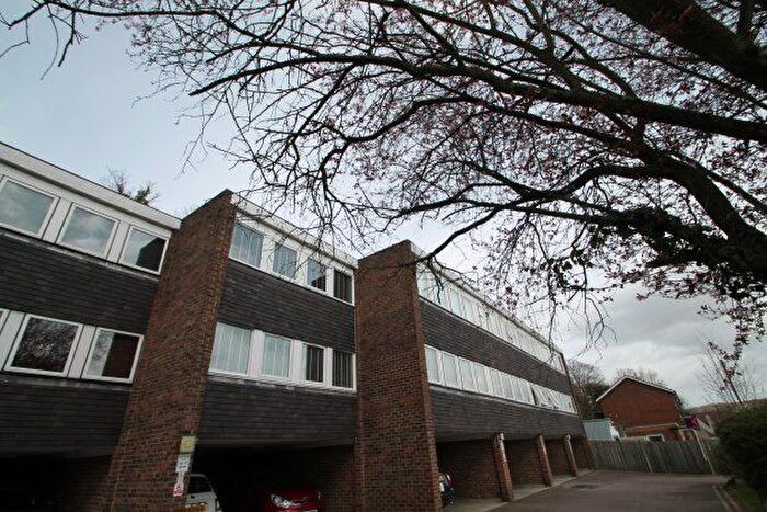 1 Bedroom Flat To Rent In Biddulph Road, South Croydon, CR2